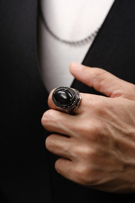 Çelebi Serisi El İşçiliği Siyah Taşlı 925 Ayar Gümüş Yüzük