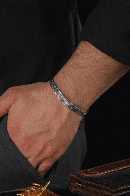 El işçiliği Class Tasarım Motif İşlemeli Gümüş Erkek Bileklik